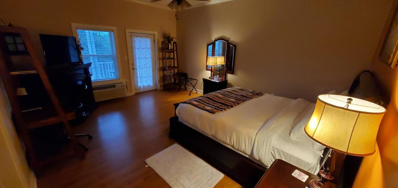 לינצ'בורג Acorn Hill Lodge And Spa מראה חיצוני תמונה